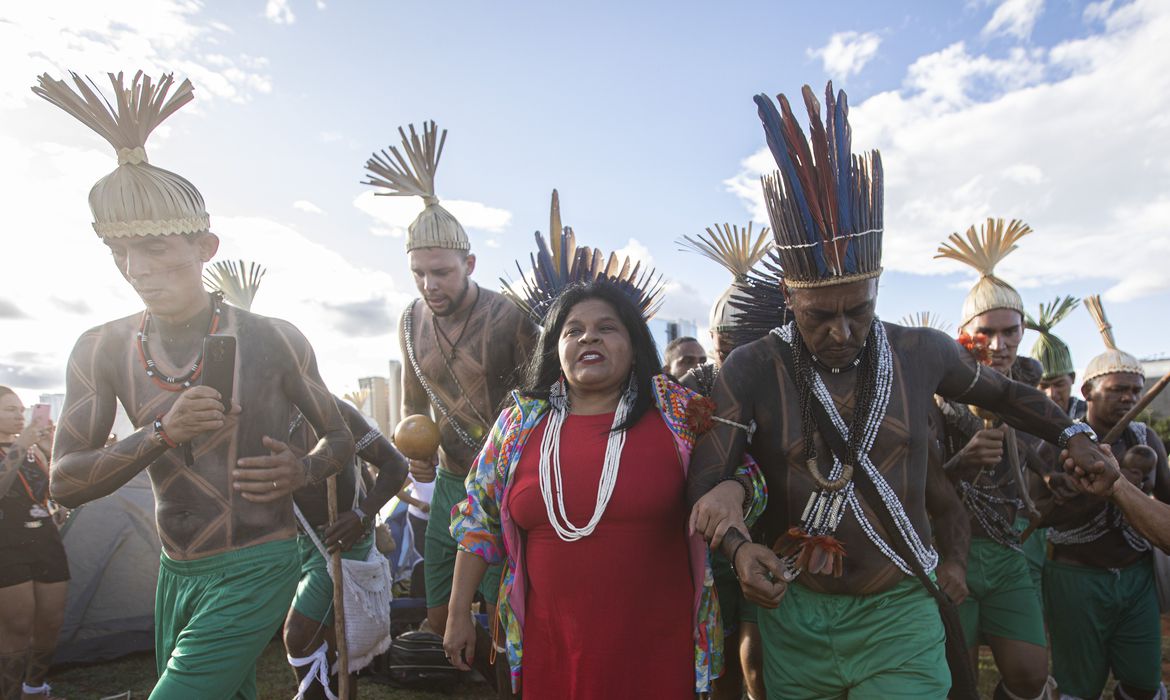Brasília: Indígenas começam a chegar para o Acampamento Terra Livre